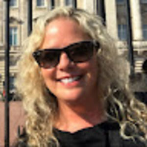 Meet your Posher, Jennie